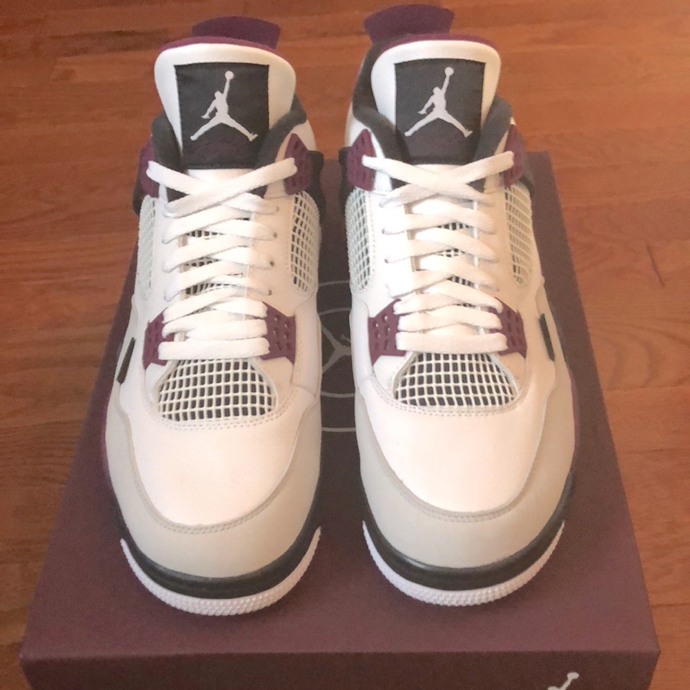 DEAD STOCK!!! Jordan 4 PSG